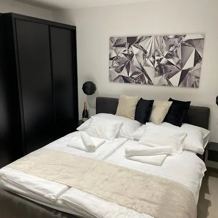 Lägenhet Z Apartmanhaz